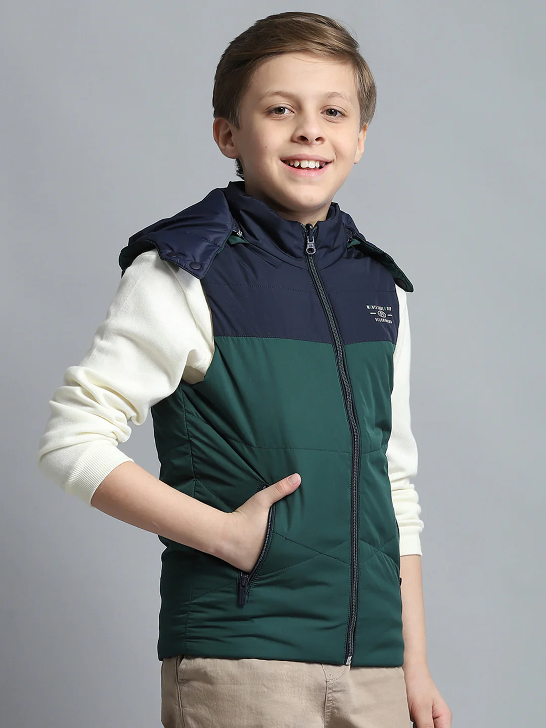 Boys Green Printed Detachable Hood Sleeveless Reversible Jacket - Image 4