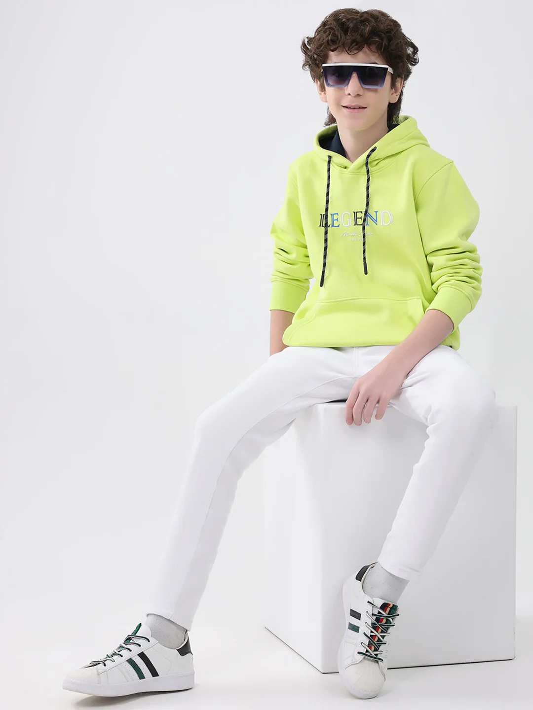 Boys Green Printed Hooded Full Sleeve Sweatshirt - Image 2
