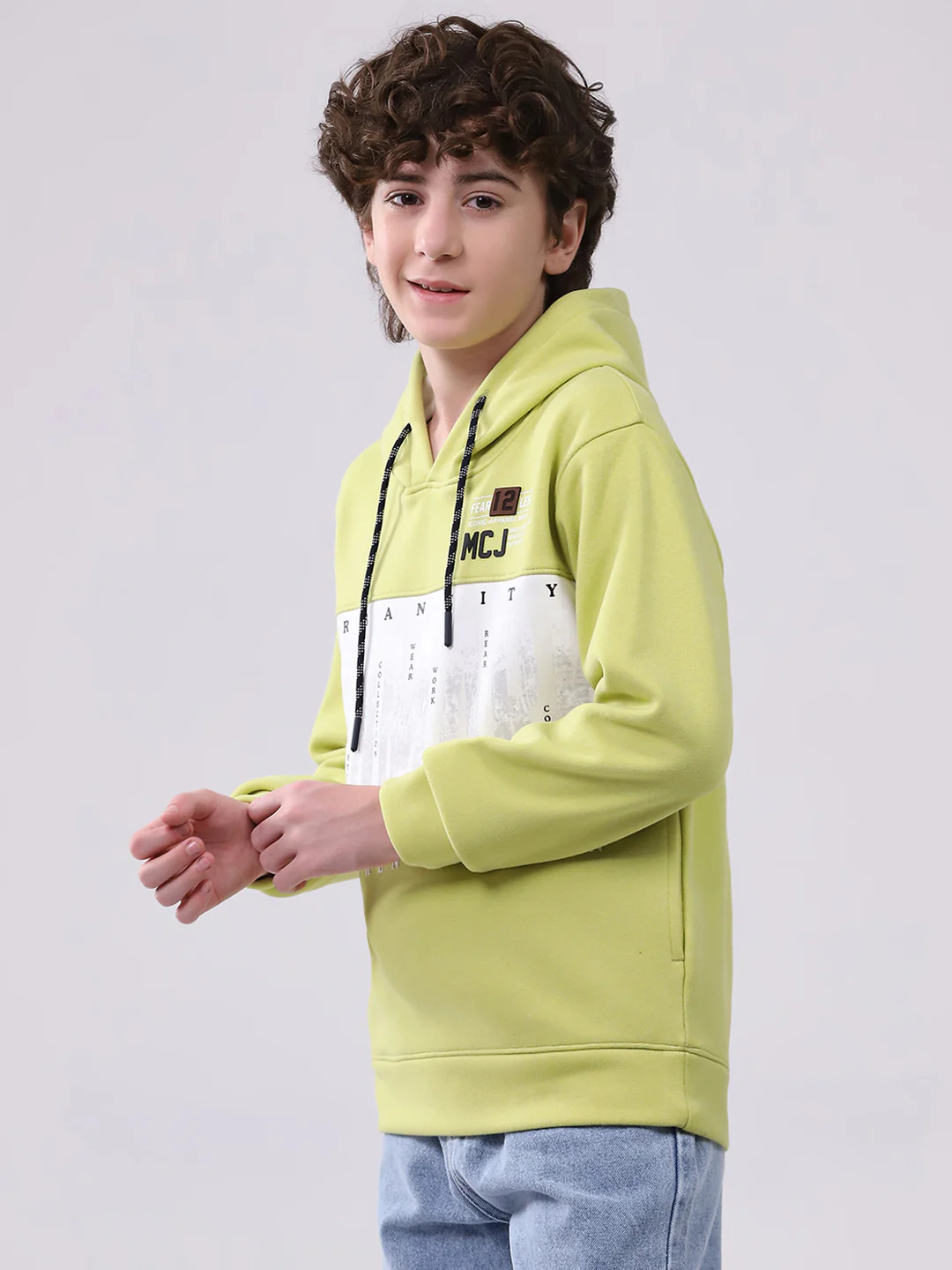 Boys Green Printed Hooded Full Sleeve Sweatshirt - Image 3