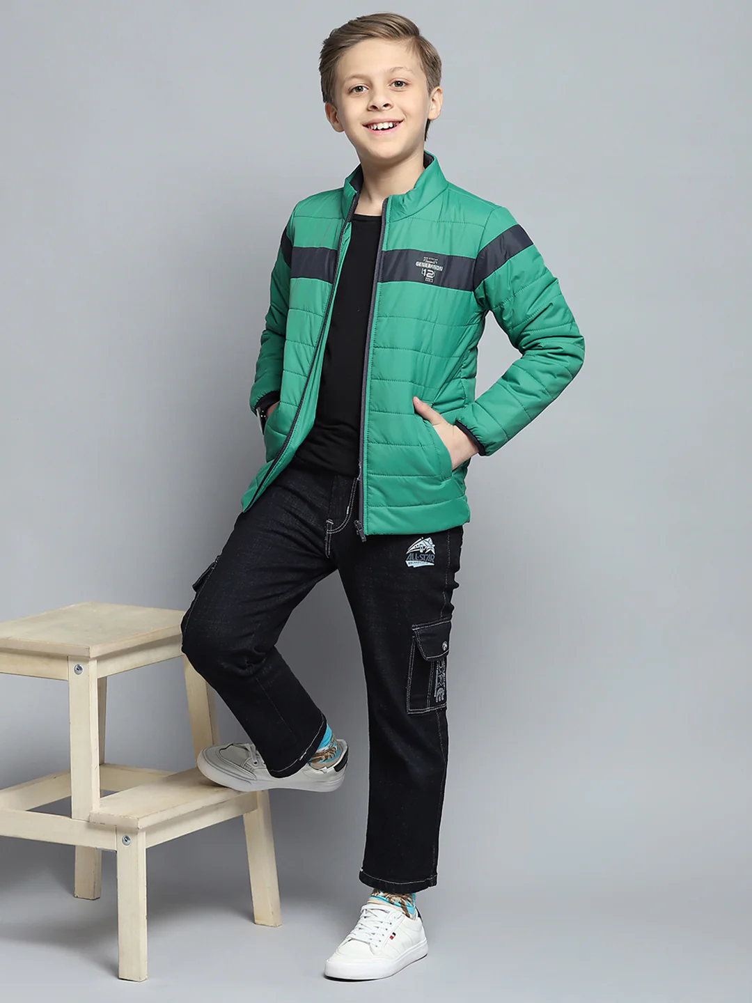 Boys Green Printed Mock Neck Full Sleeve Jacket - Image 2