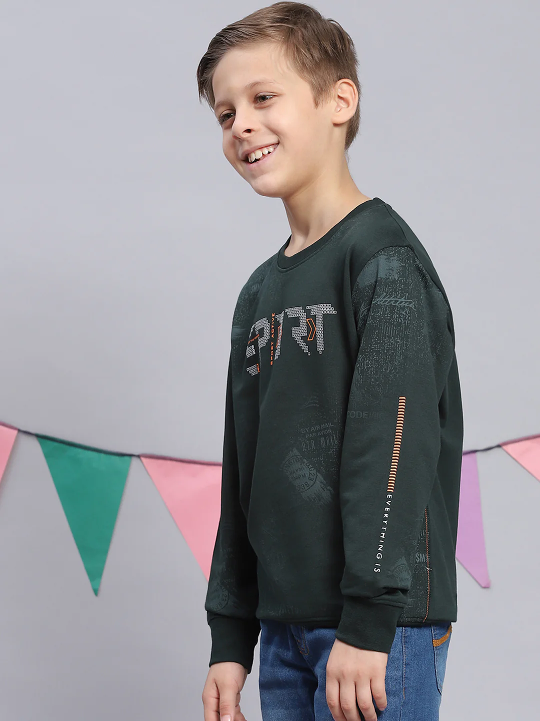 Boys Green Printed Round Neck Full Sleeve Sweatshirt - Image 3
