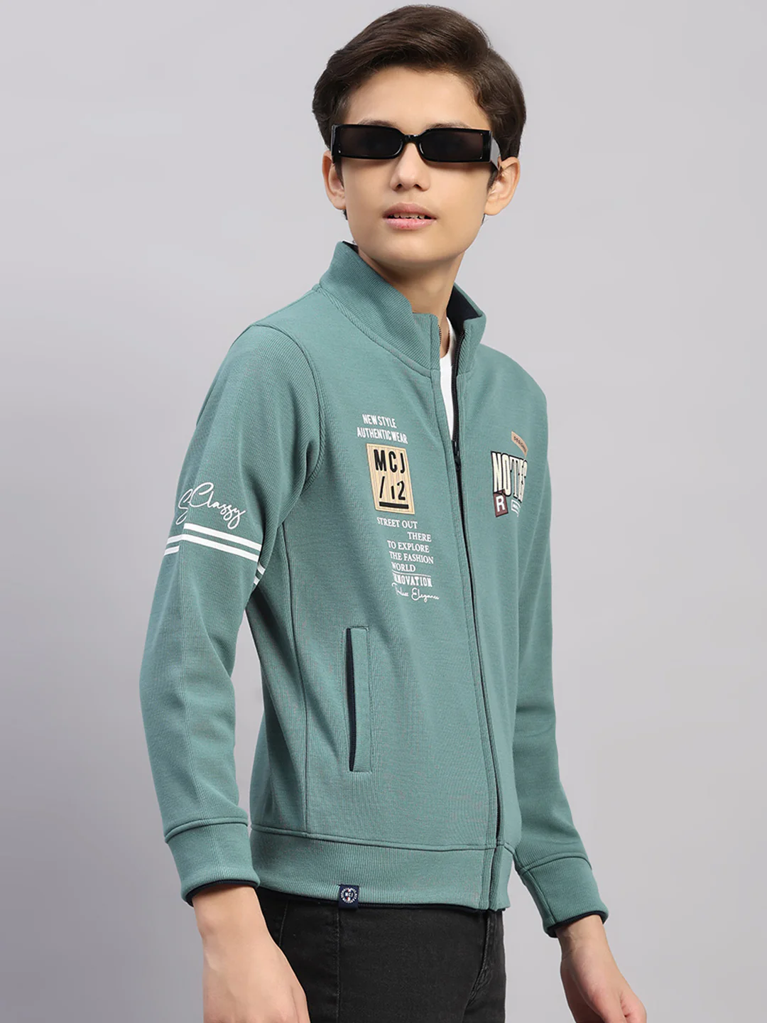 Boys Green Printed Round Neck Full Sleeve Sweatshirt - Image 4