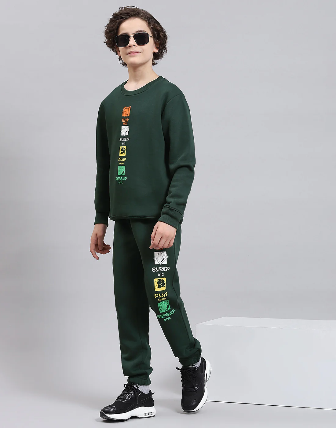 Boys Green Printed Round Neck Full Sleeve Tracksuits - Image 6