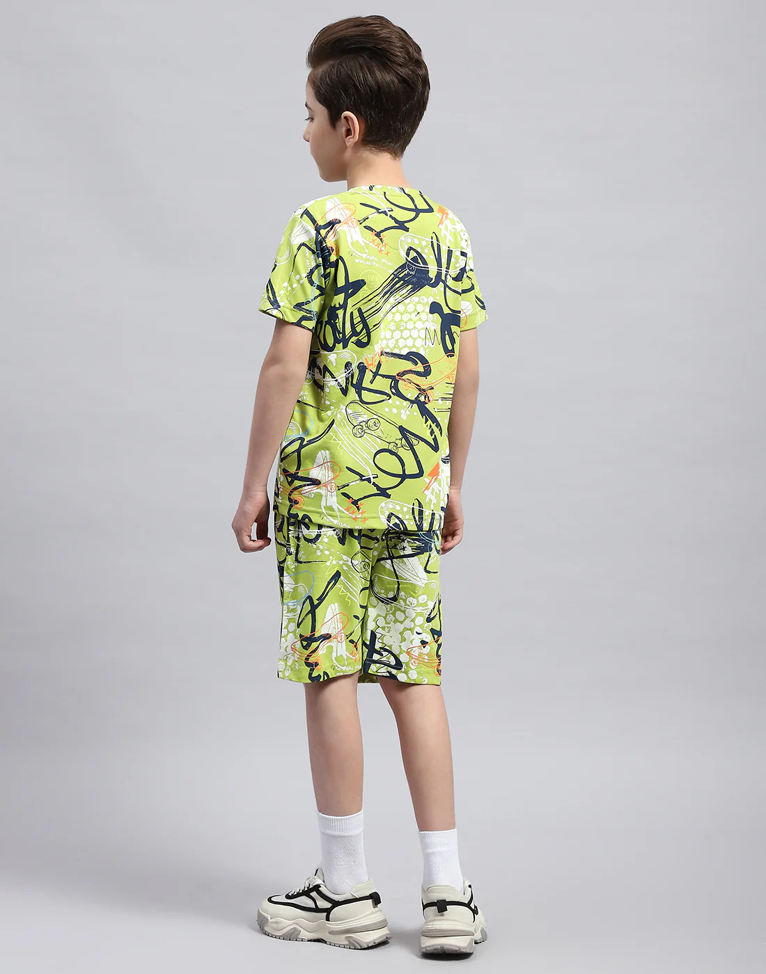 Boys Green Printed Round Neck Half Sleeve Bermuda Set - Image 5