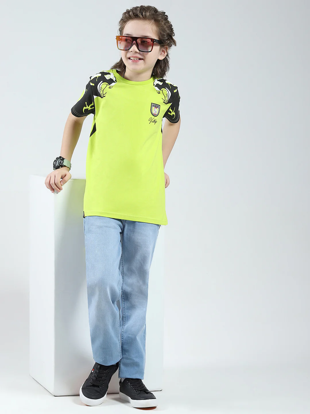 Boys Green Self Design Round Neck Half Sleeve T-Shirt - Image 2