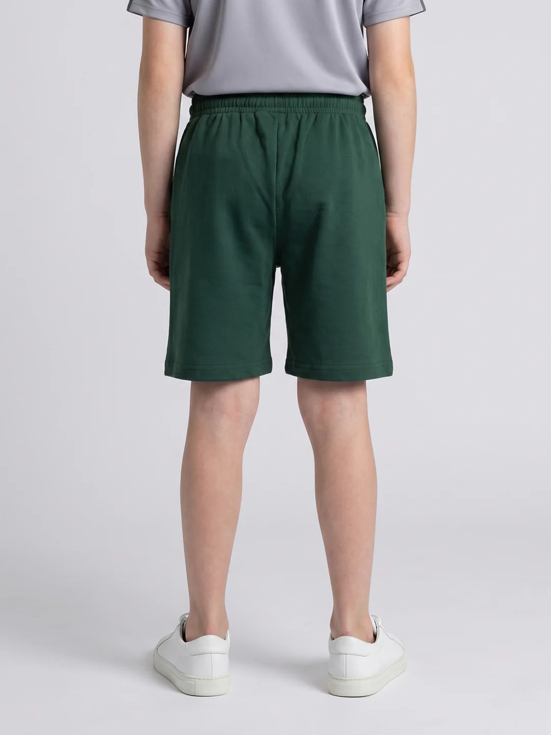 Boys Green Solid Regular Fit Shorts - Image 4