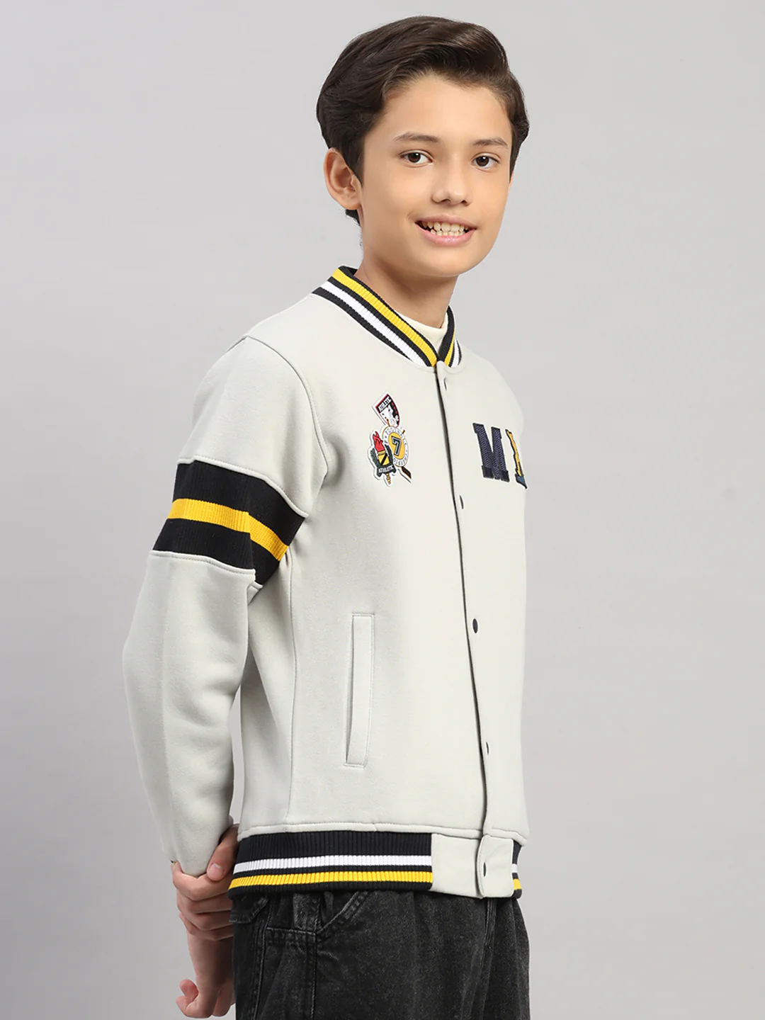 Boys Grey Embroidered Round Neck Full Sleeve Sweatshirt - Image 4