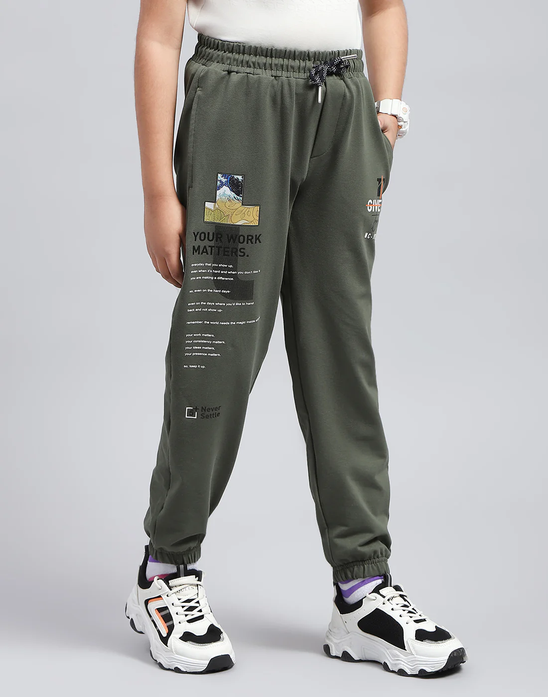 Boys Grey Printed Regular Fit Lower - Image 4