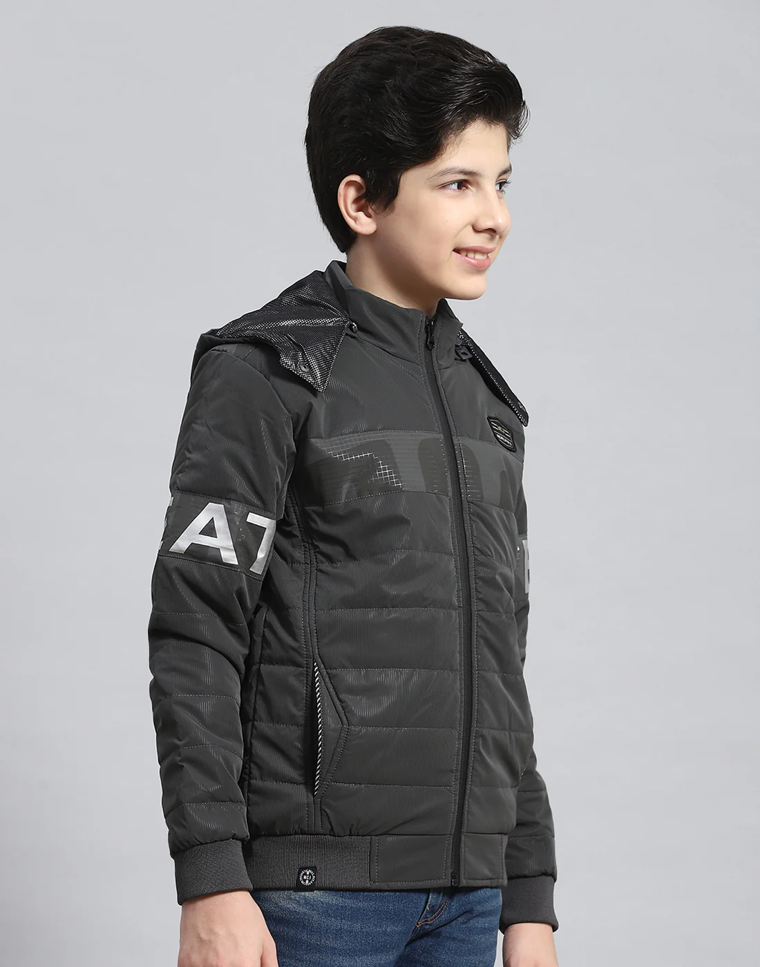 Boys Grey Solid Hooded Full Sleeve Heating Jacket - Image 5