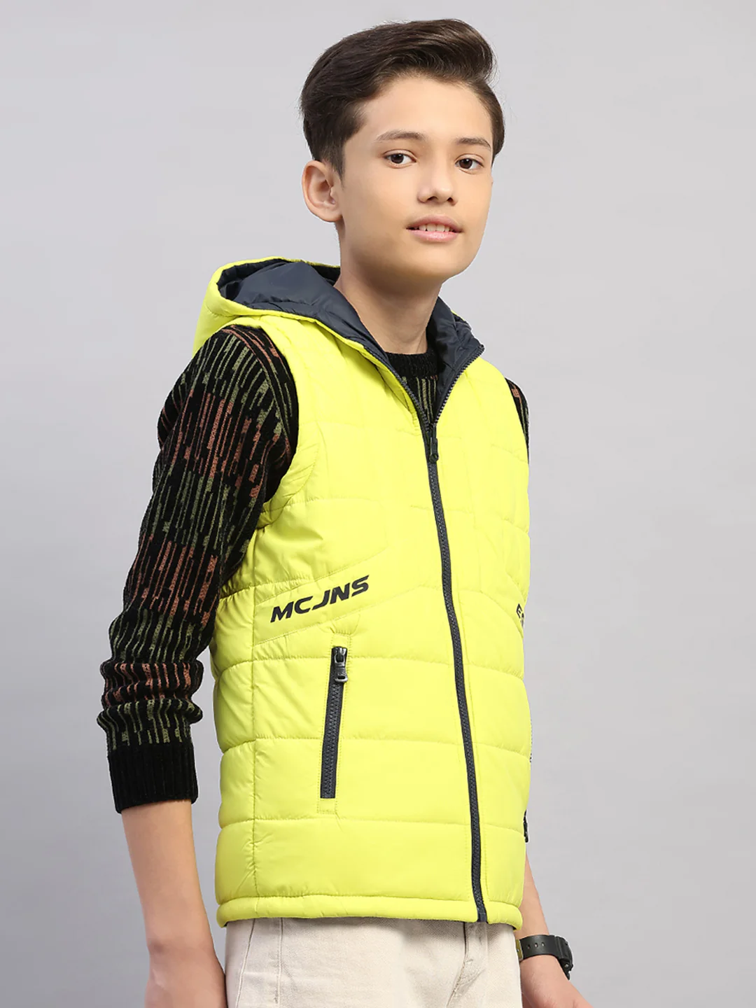 Boys Lime Green Printed Collar Sleeveless Reversible Jacket - Image 4
