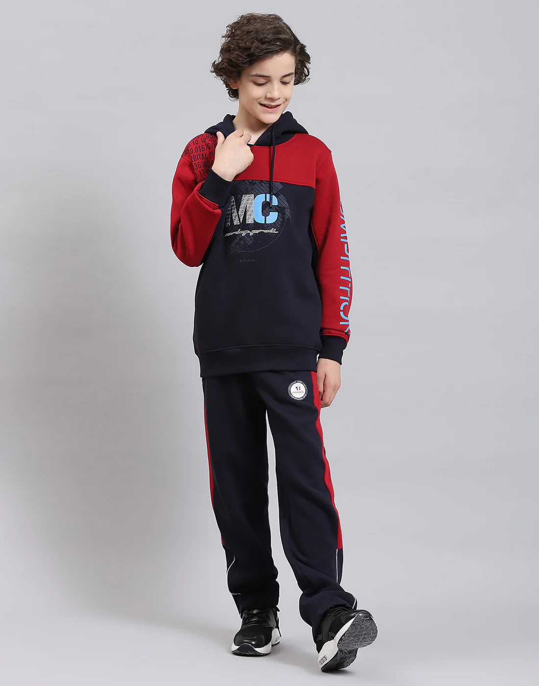 Boys Maroon & Navy Blue Printed Hooded Full Sleeve Tracksuits - Image 2