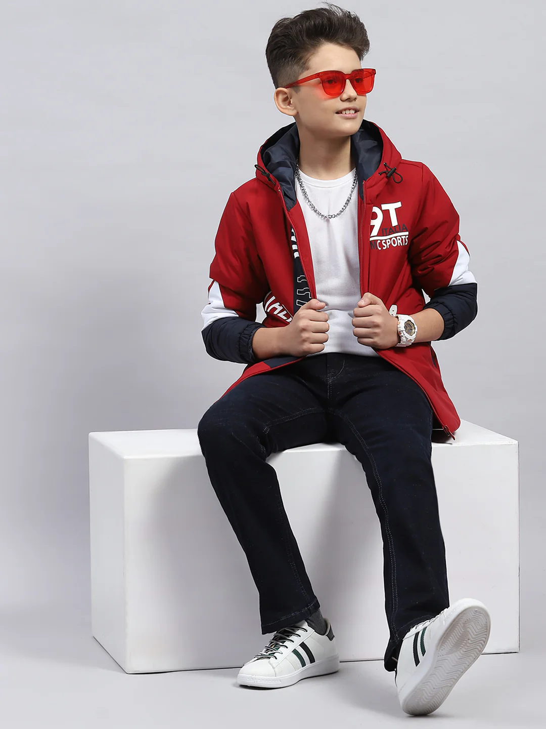 Boys Maroon Printed Hooded Full Sleeve Jacket - Image 2