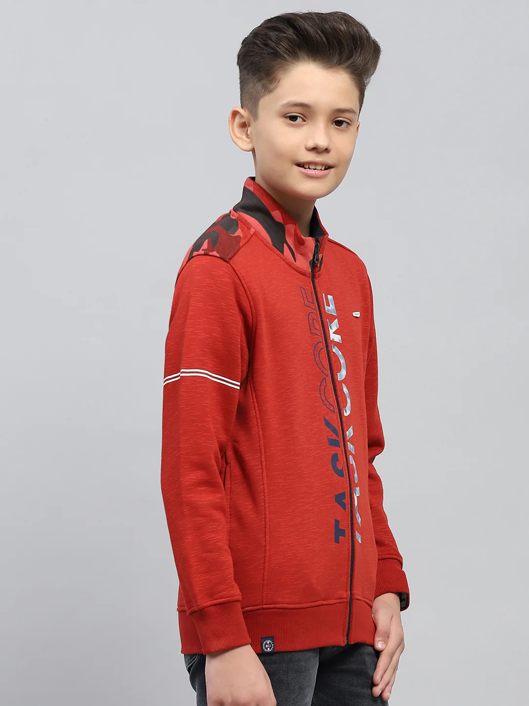 Boys Maroon Printed Mock Neck Full Sleeve Sweatshirt - Image 4