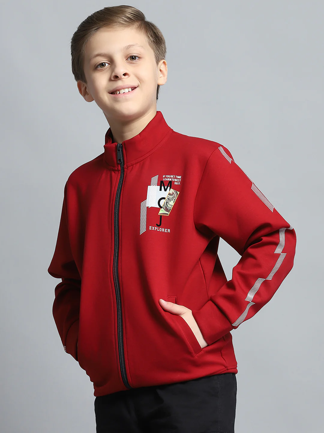 Boys Maroon Printed Mock Neck Full Sleeve Sweatshirt - Image 3