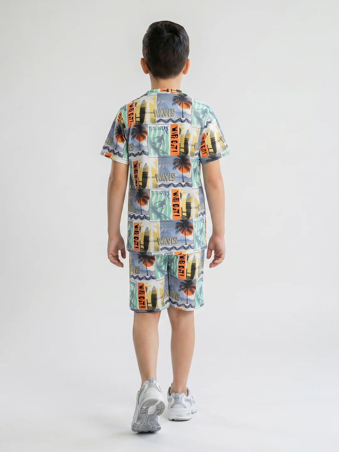 Boys Multicolor Printed Round Neck Half Sleeve Cords Set - Image 4