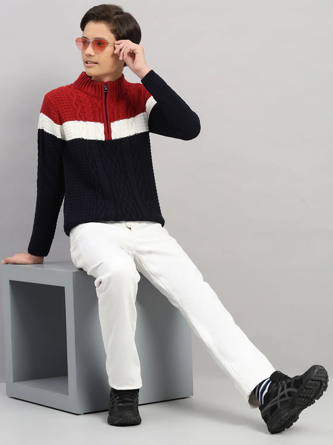Boys Navy Blue Printed Collar Full Sleeve Pullover - Image 2