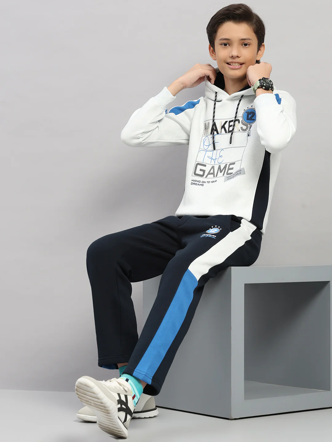 Boys Navy Blue Printed Collar Full Sleeve Winter Tracksuit - Image 2