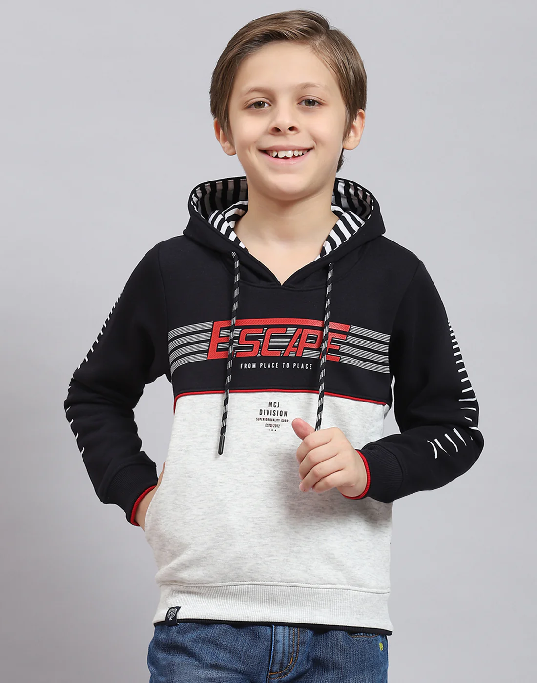 Boys Navy Blue Printed Hooded Full Sleeve Sweatshirt - Image 2