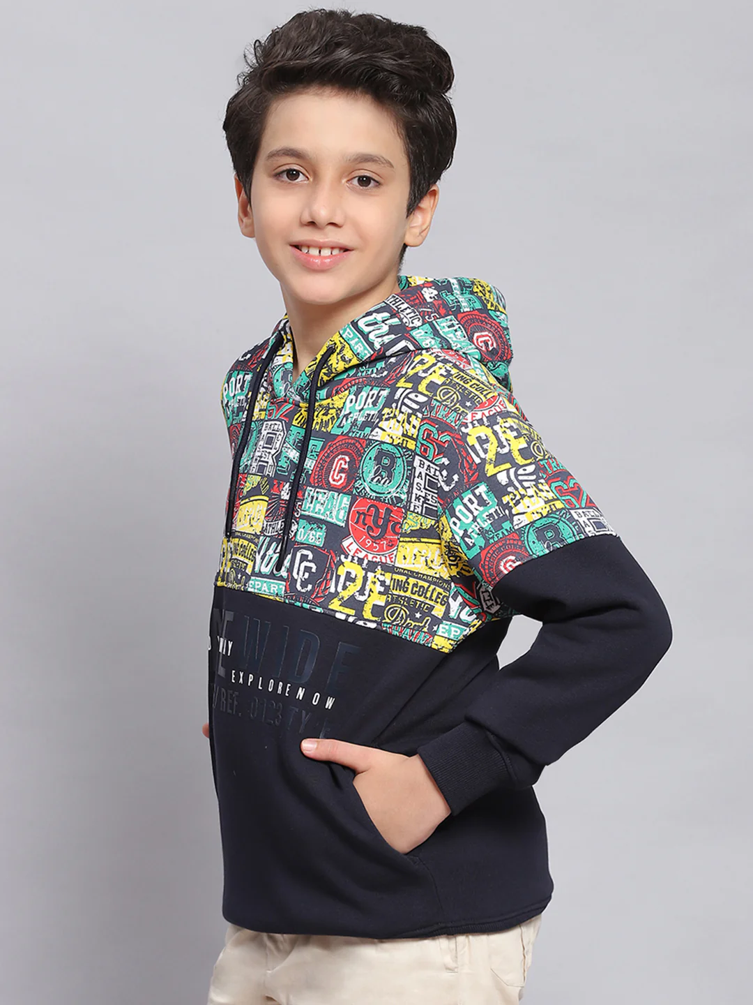 Boys Navy Blue Printed Hooded Full Sleeve Sweatshirt - Image 4