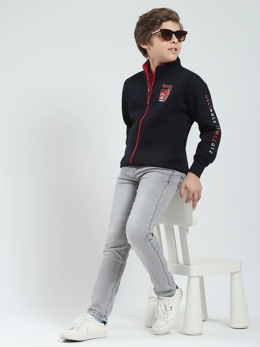 Boys Navy Blue Printed Mock Neck Full Sleeve Sweatshirt - Image 2