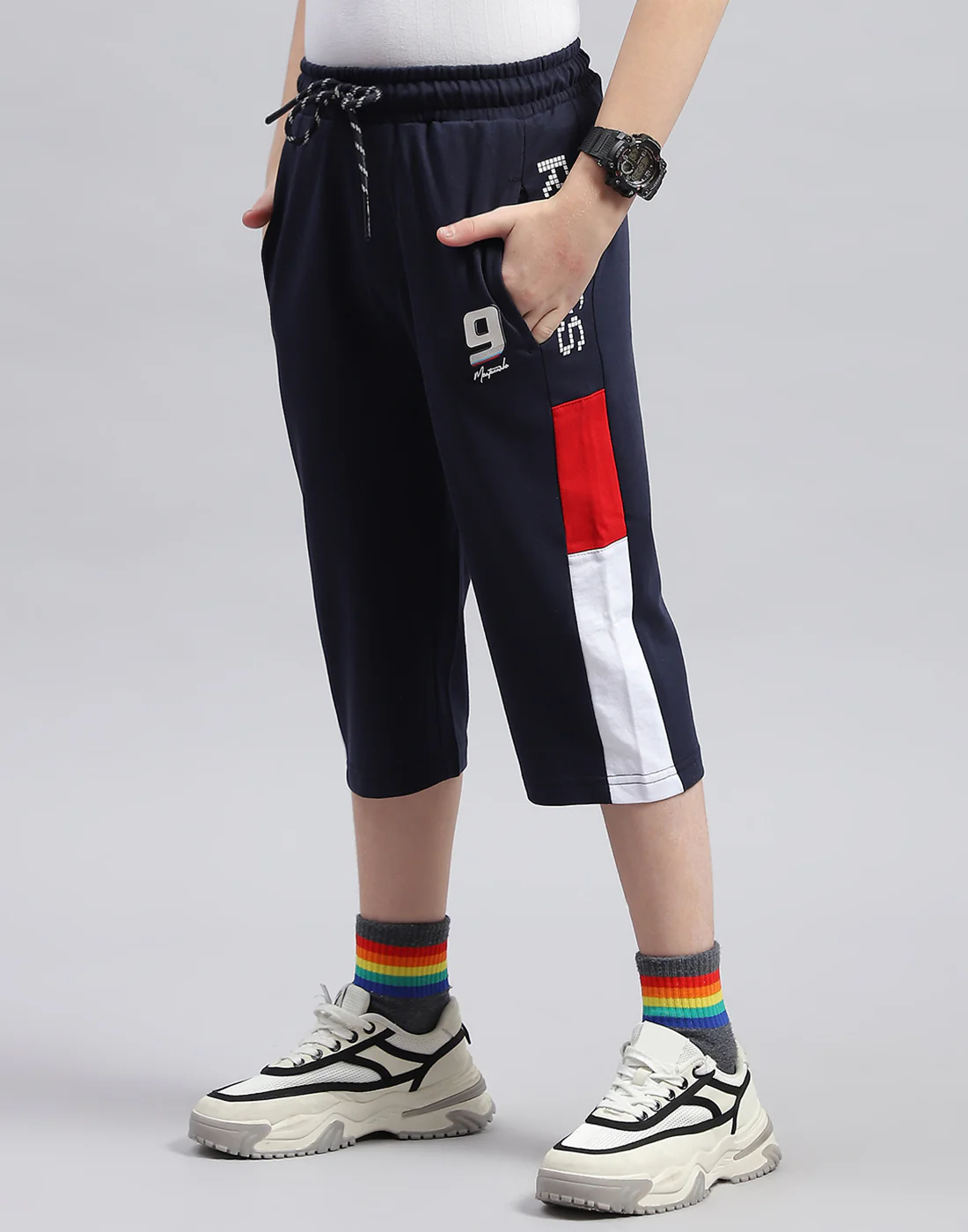 Boys Navy Blue Printed Regular Fit Capri - Image 3