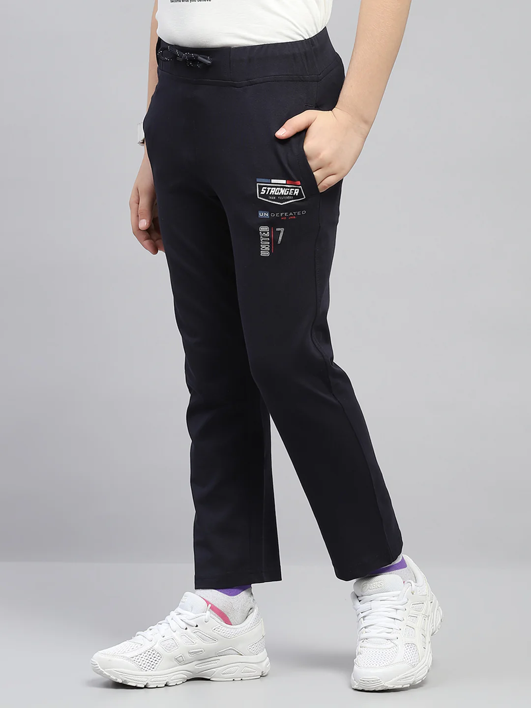 Boys Navy Blue Printed Regular Fit Lower - Image 3