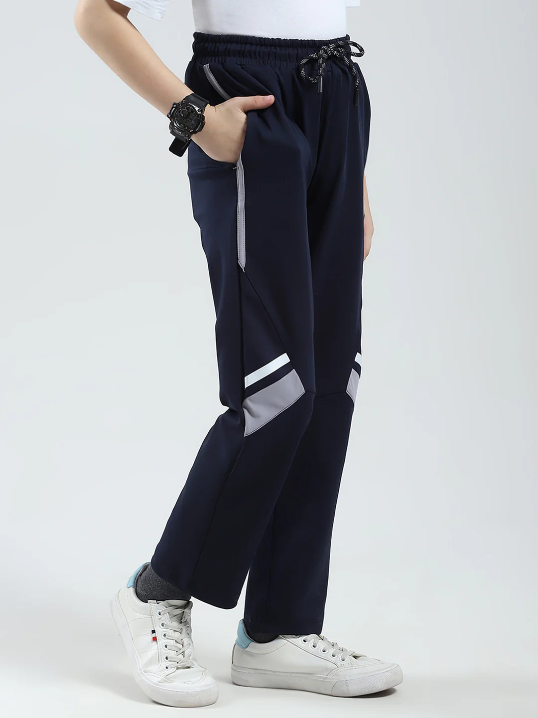 Boys Navy Blue Printed Regular Fit Lower - Image 4