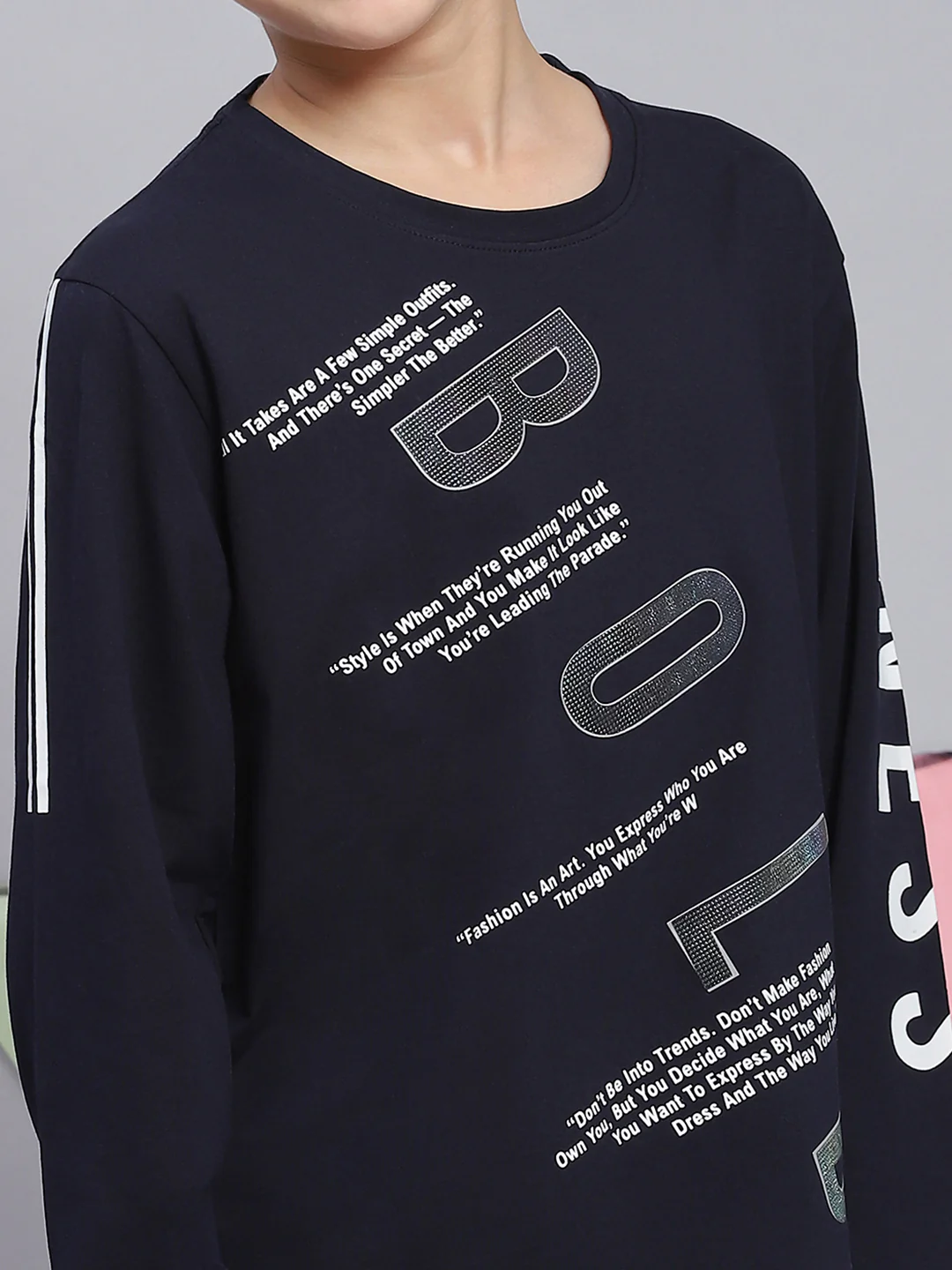 Boys Navy Blue Printed Round Neck Full Sleeve T-Shirts - Image 6