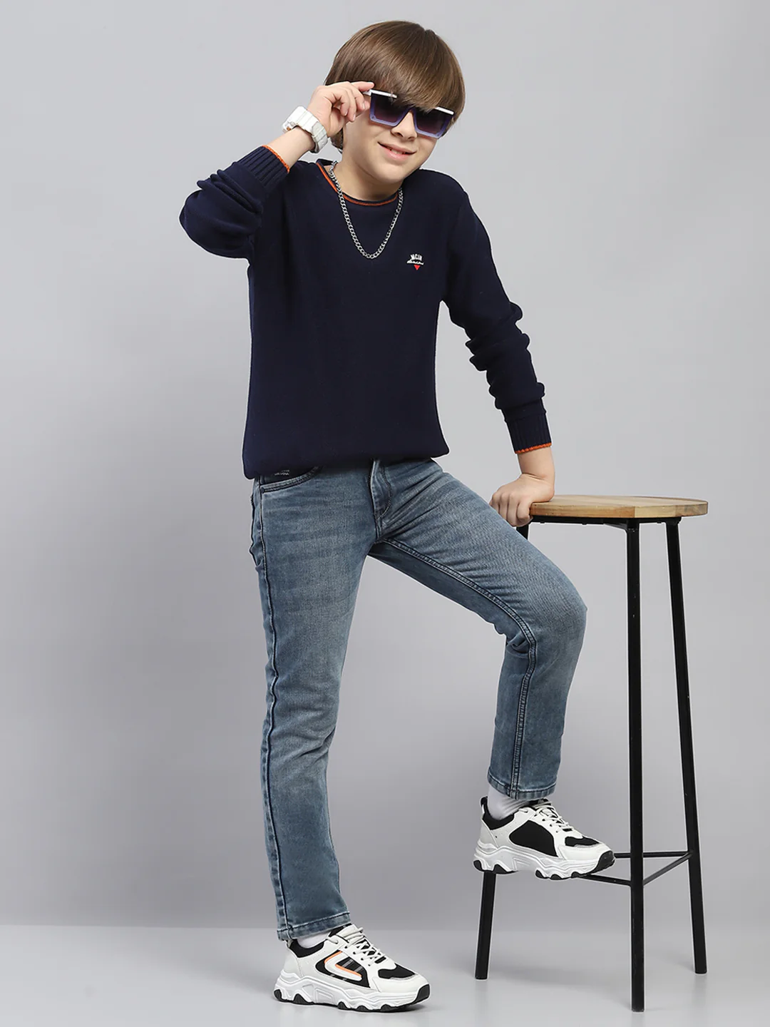 Boys Navy Blue Solid Round Neck Full Sleeve Pullover - Image 2