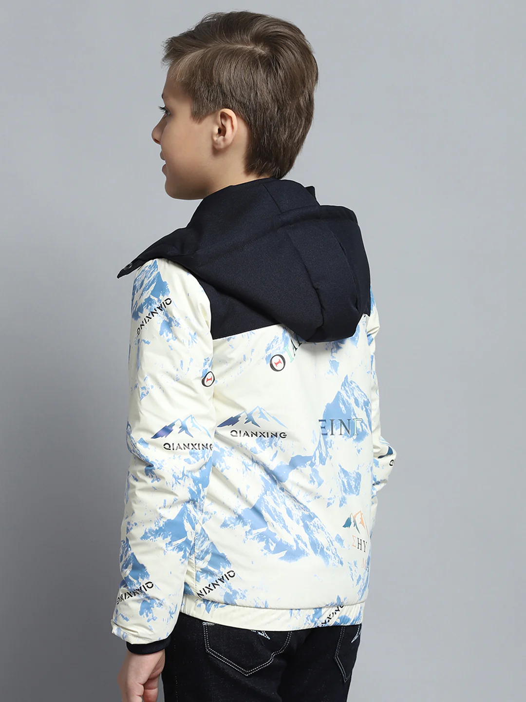 Boys Navy Blue & White Printed Detachable Hood Full Sleeve Jacket - Image 5