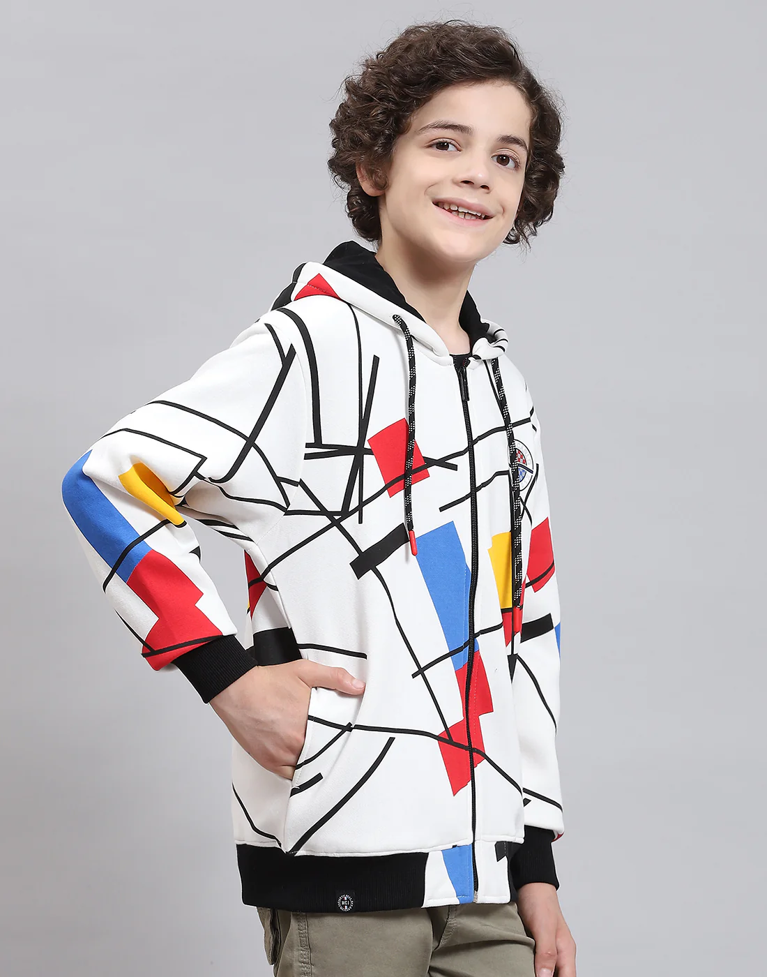 Boys Off White Printed Hooded Full Sleeve Sweatshirt - Image 4