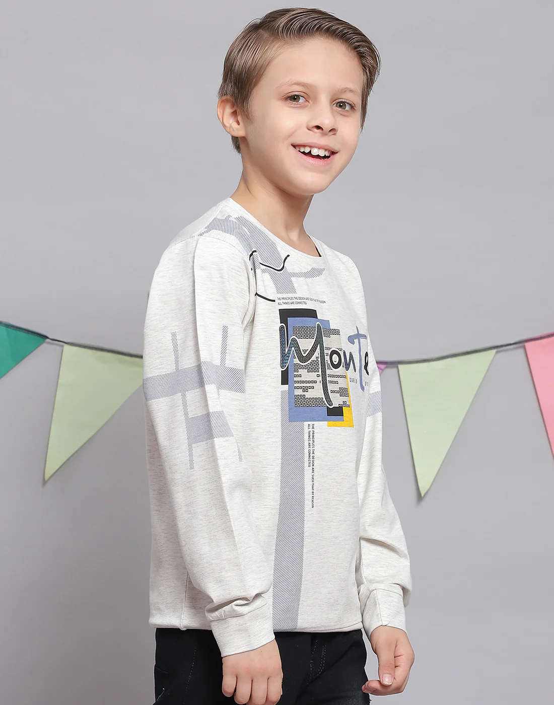 Boys Off White Printed Round Neck Full Sleeve T-Shirts - Image 4