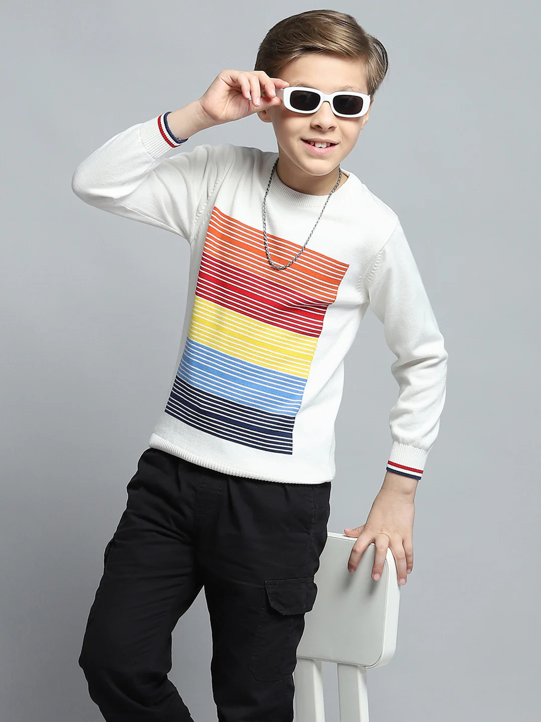 Boys Off White Self Design Round Neck Full Sleeve Pullover - Image 6