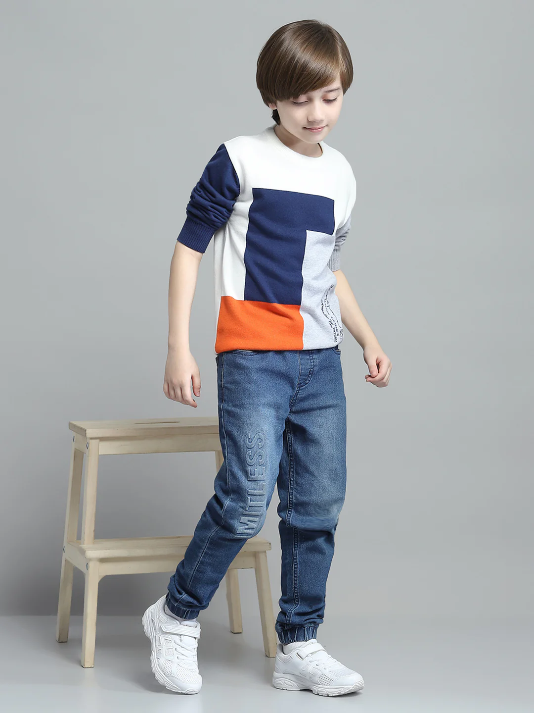 Boys Off White Self Design Round Neck Full Sleeve Pullover - Image 2