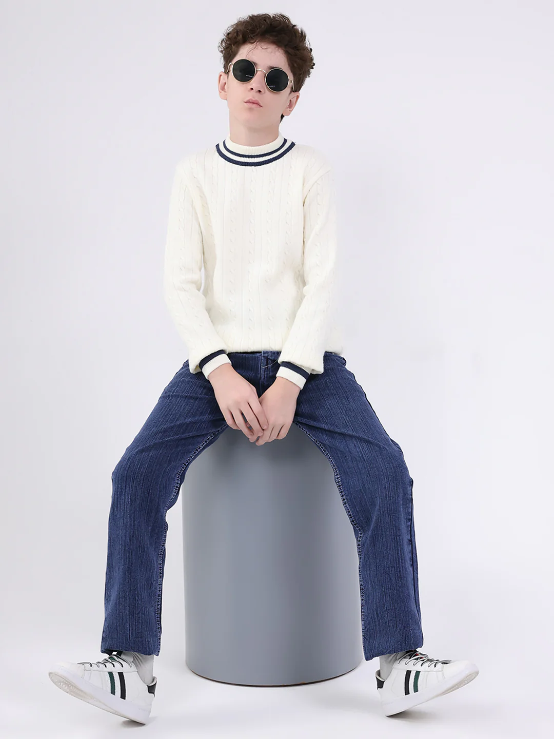 Boys Off White Self Design Round Neck Full Sleeve Pullover - Image 6