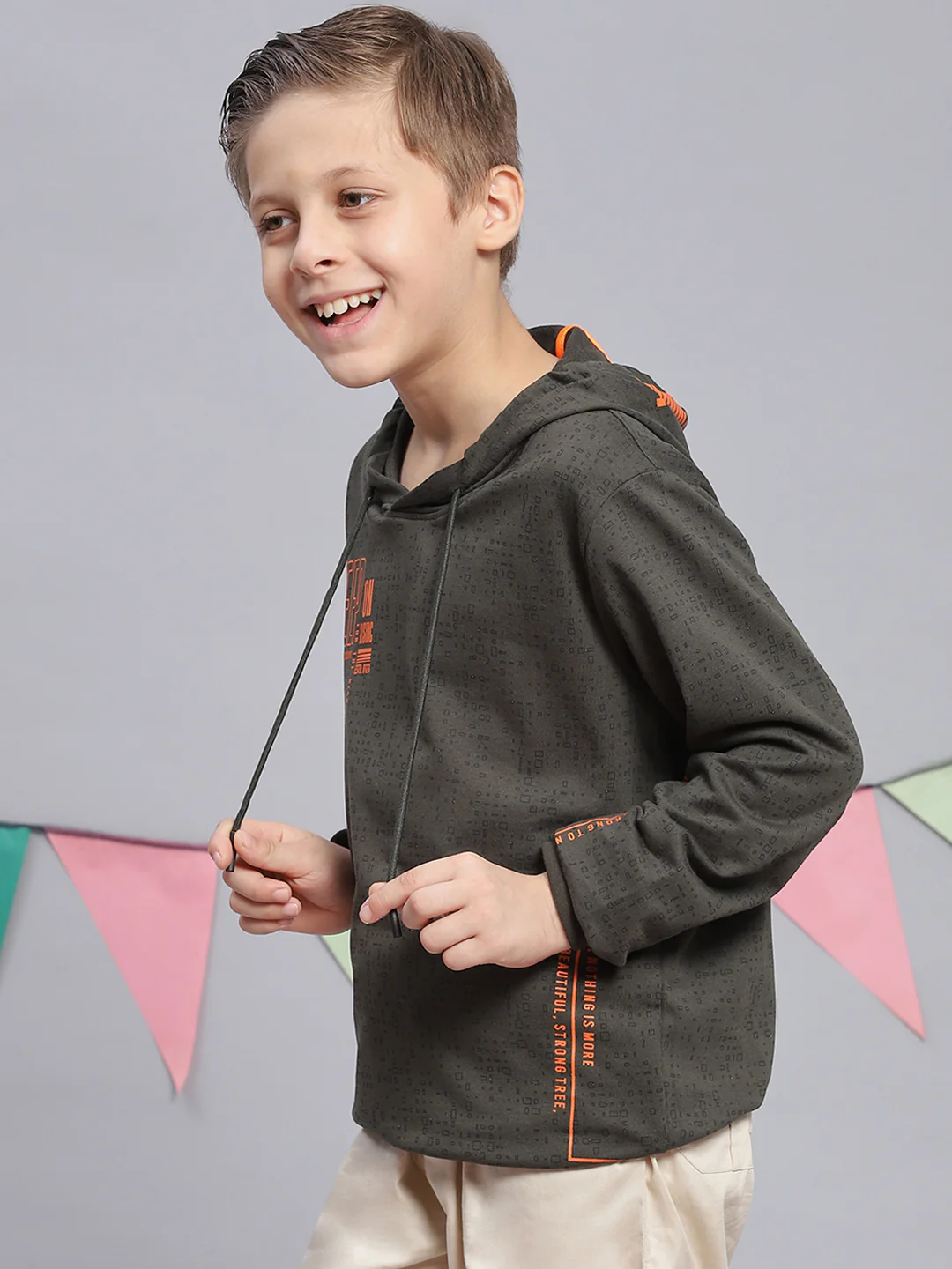 Boys Olive Printed Round Neck Full Sleeve Sweatshirt - Image 3