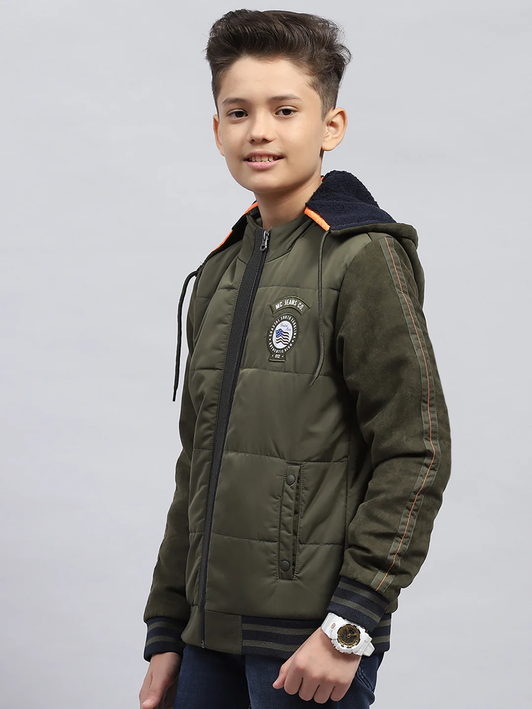 Boys Olive Solid Hooded Full Sleeve Jacket - Image 3