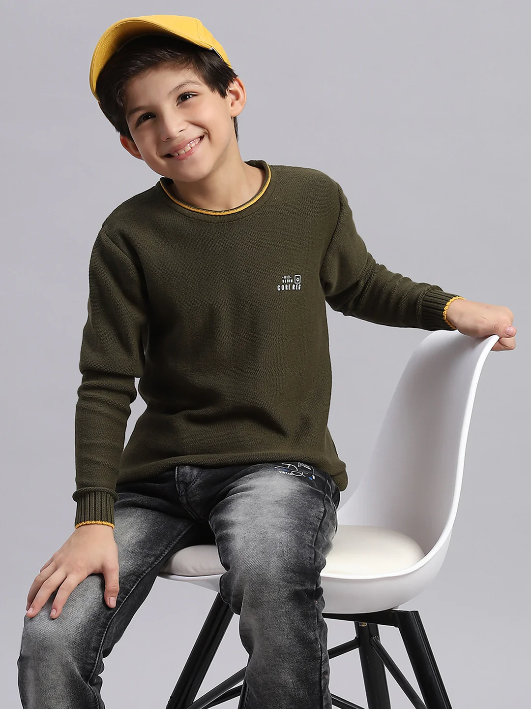 Boys Olive Solid Round Neck Full Sleeve Sweater - Image 2