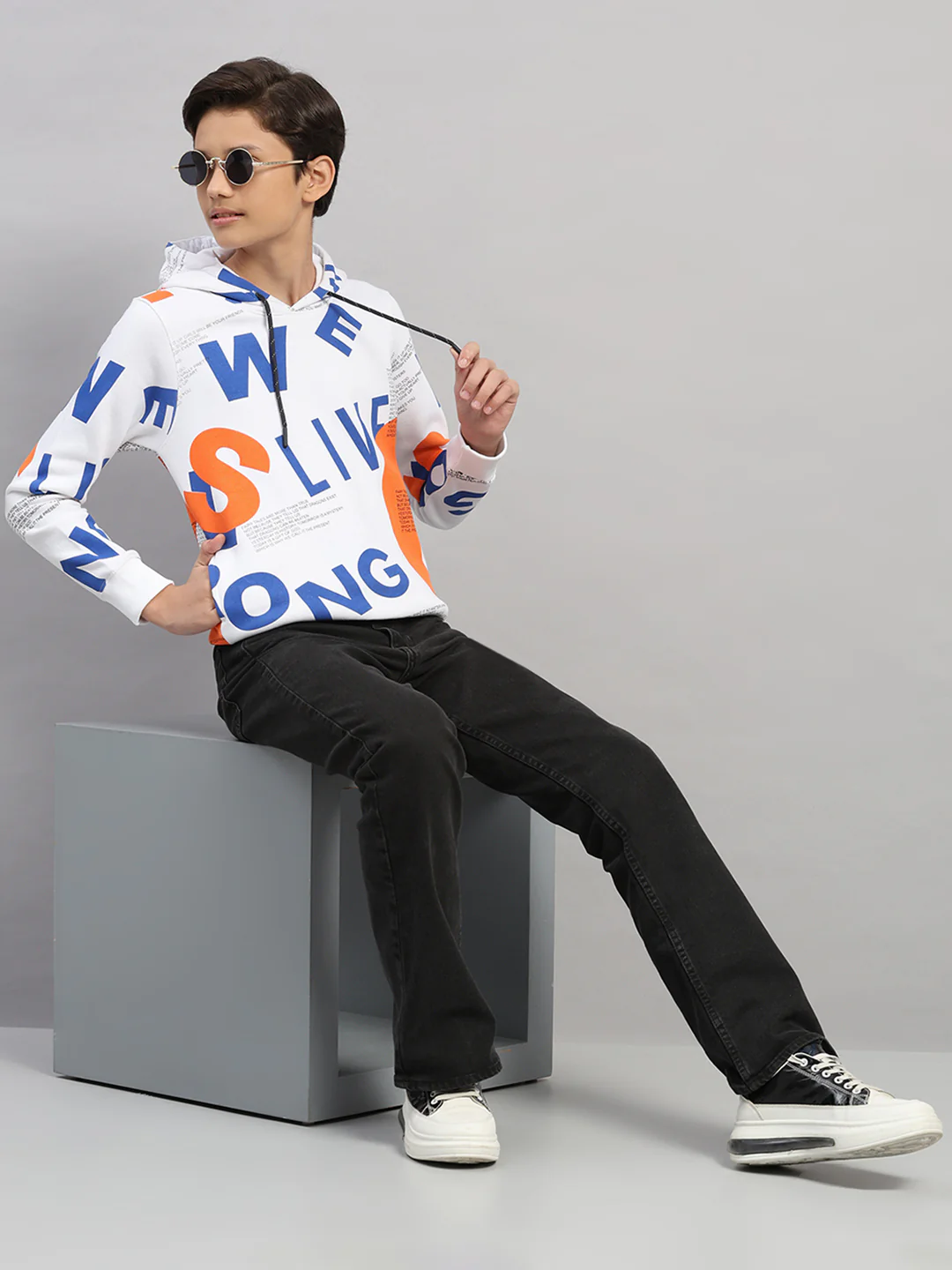Boys Orange Printed Round Neck Full Sleeve Sweatshirt - Image 2