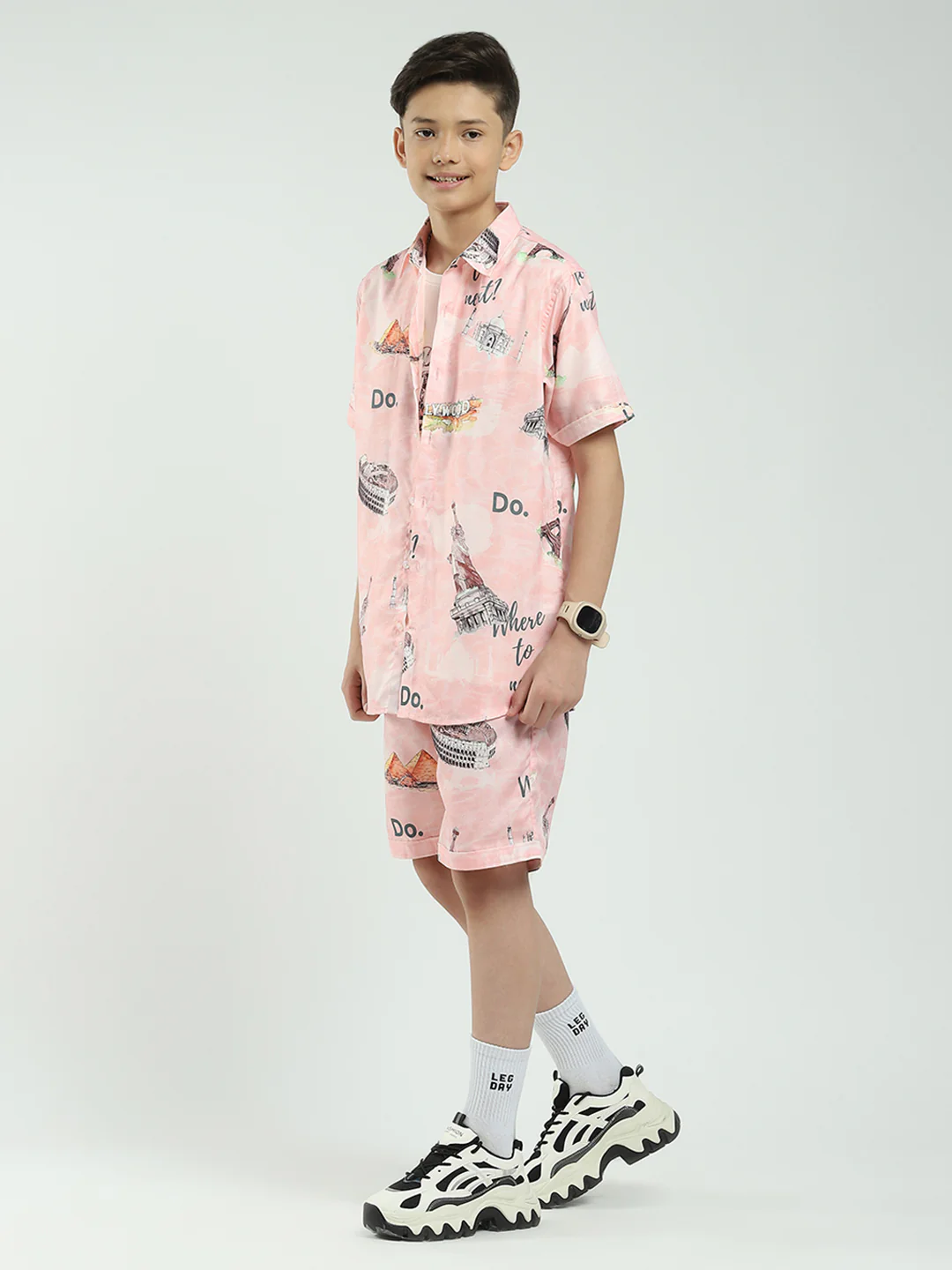 Boys Pink Printed Collar Half Sleeve Cords Set - Image 3