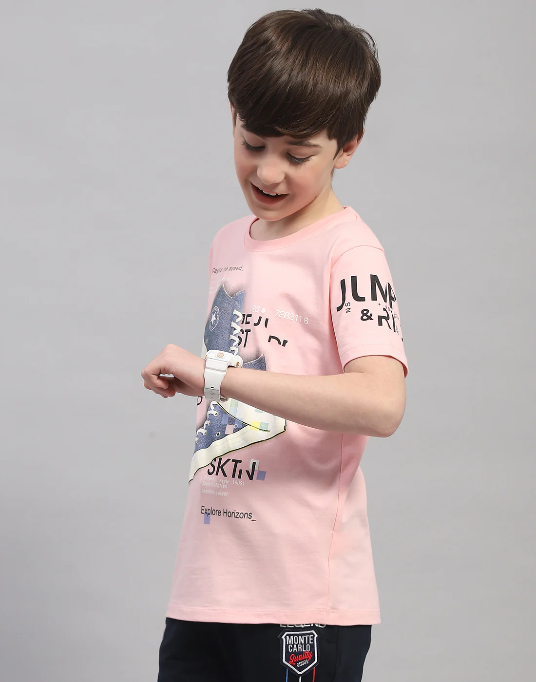 Boys Pink Printed Round Neck Half Sleeve T-Shirt - Image 3