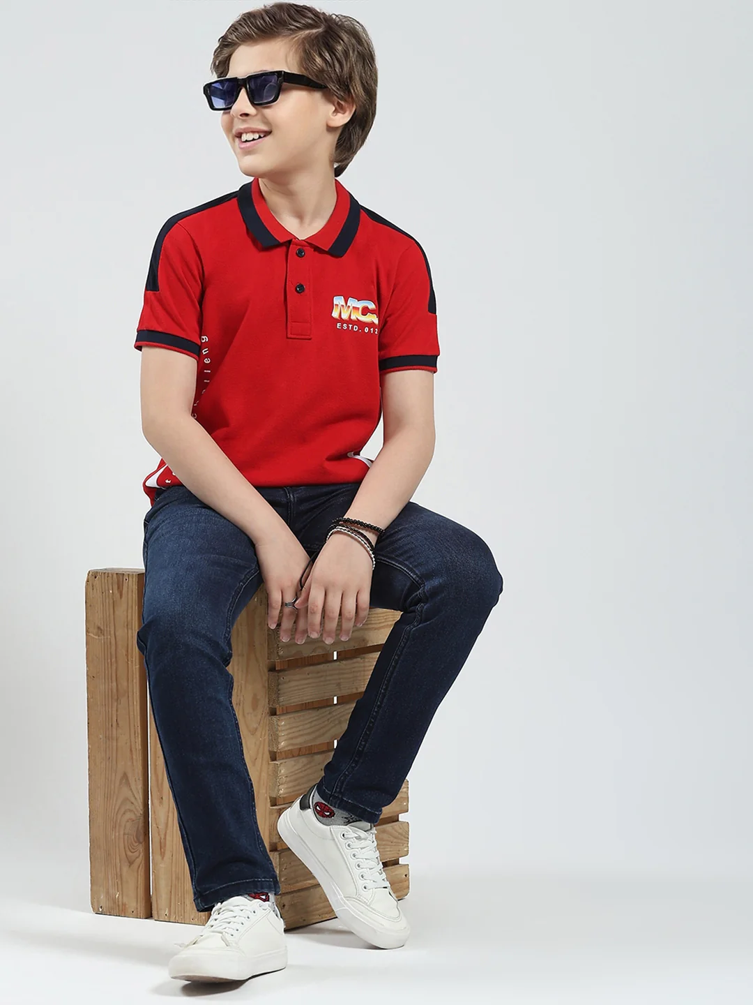 Boys Red Printed Collar Half Sleeve T-Shirt - Image 2