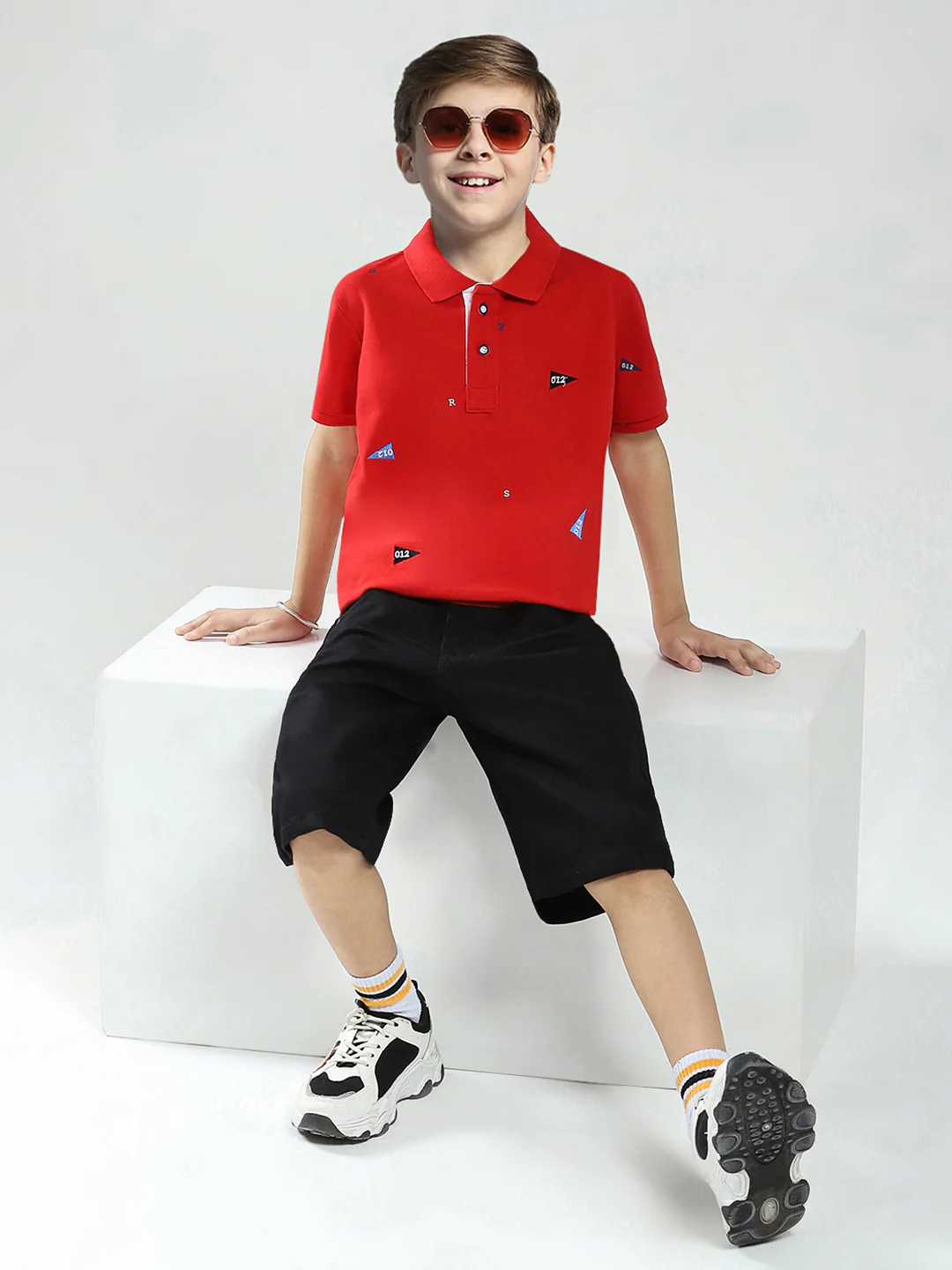 Boys Red Printed Collar Half Sleeve T-Shirt - Image 2