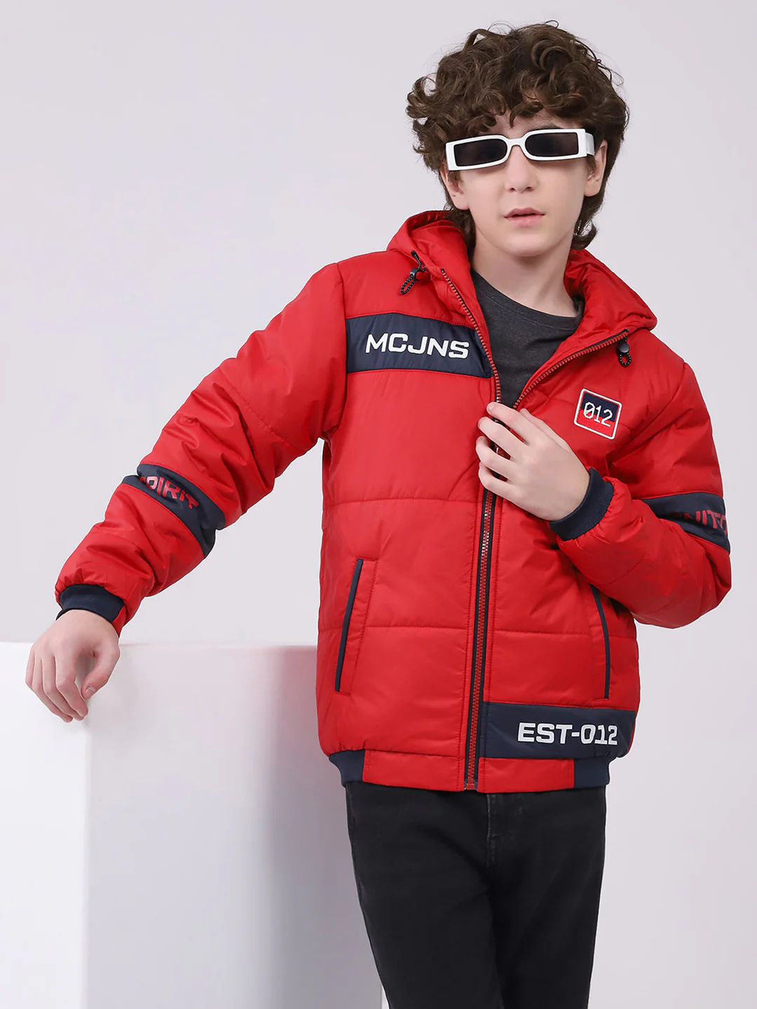 Boys Red Printed Hooded Full Sleeve Boys Jacket - Image 6