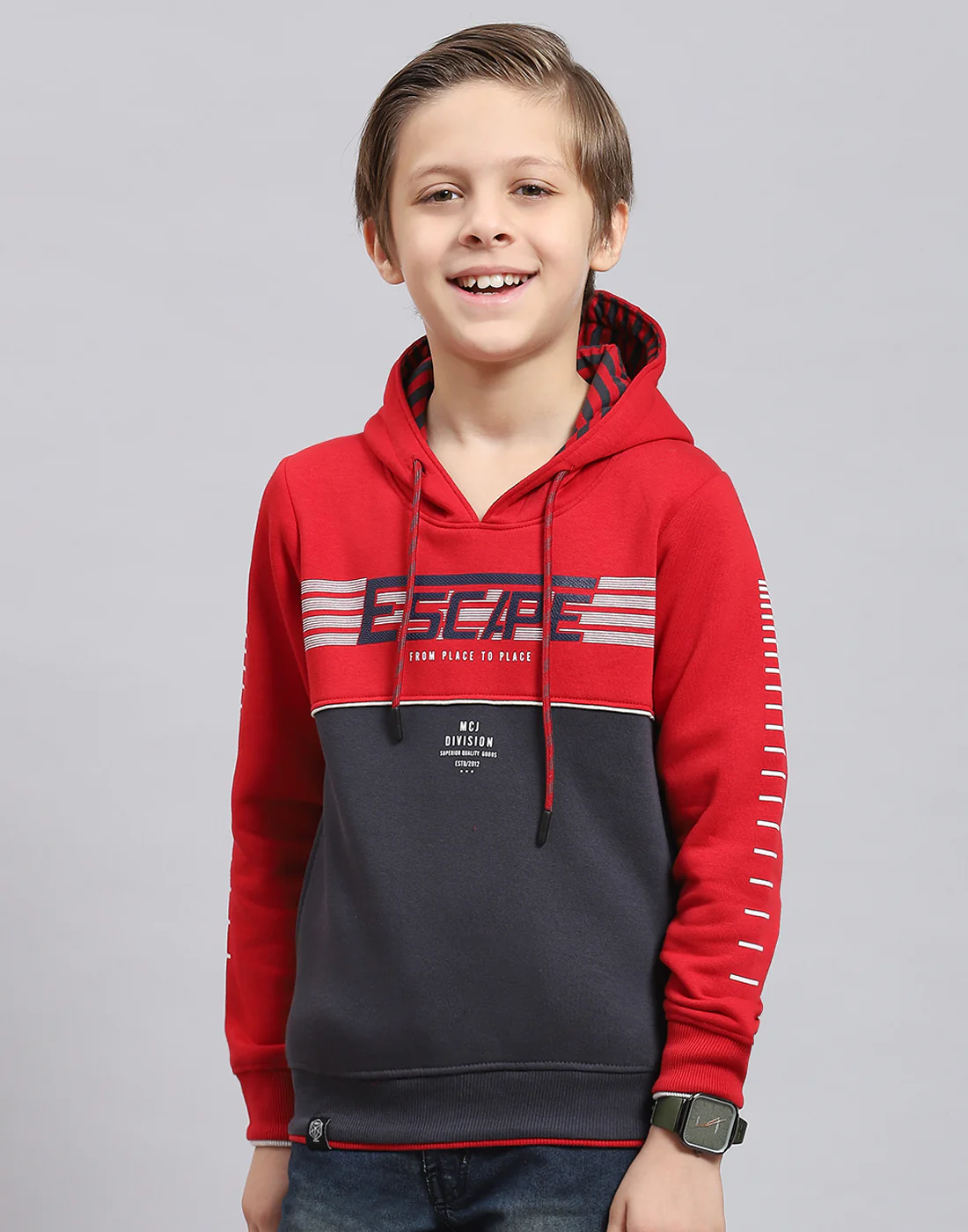 Boys Red Printed Hooded Full Sleeve Sweatshirt - Image 2