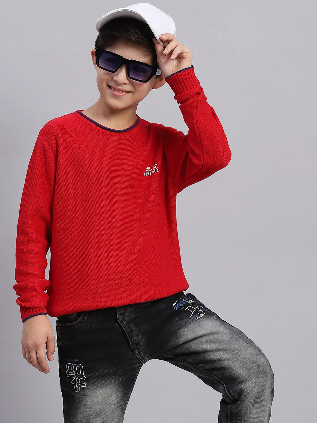 Boys Red Solid Round Neck Full Sleeve Sweater - Image 2