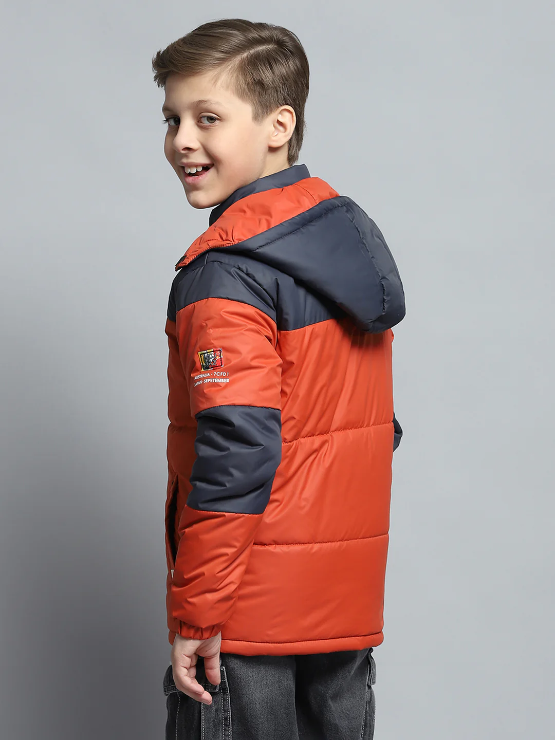 Boys Rust & Navy Blue Printed Detachable Hood Full Sleeve Jacket - Image 5