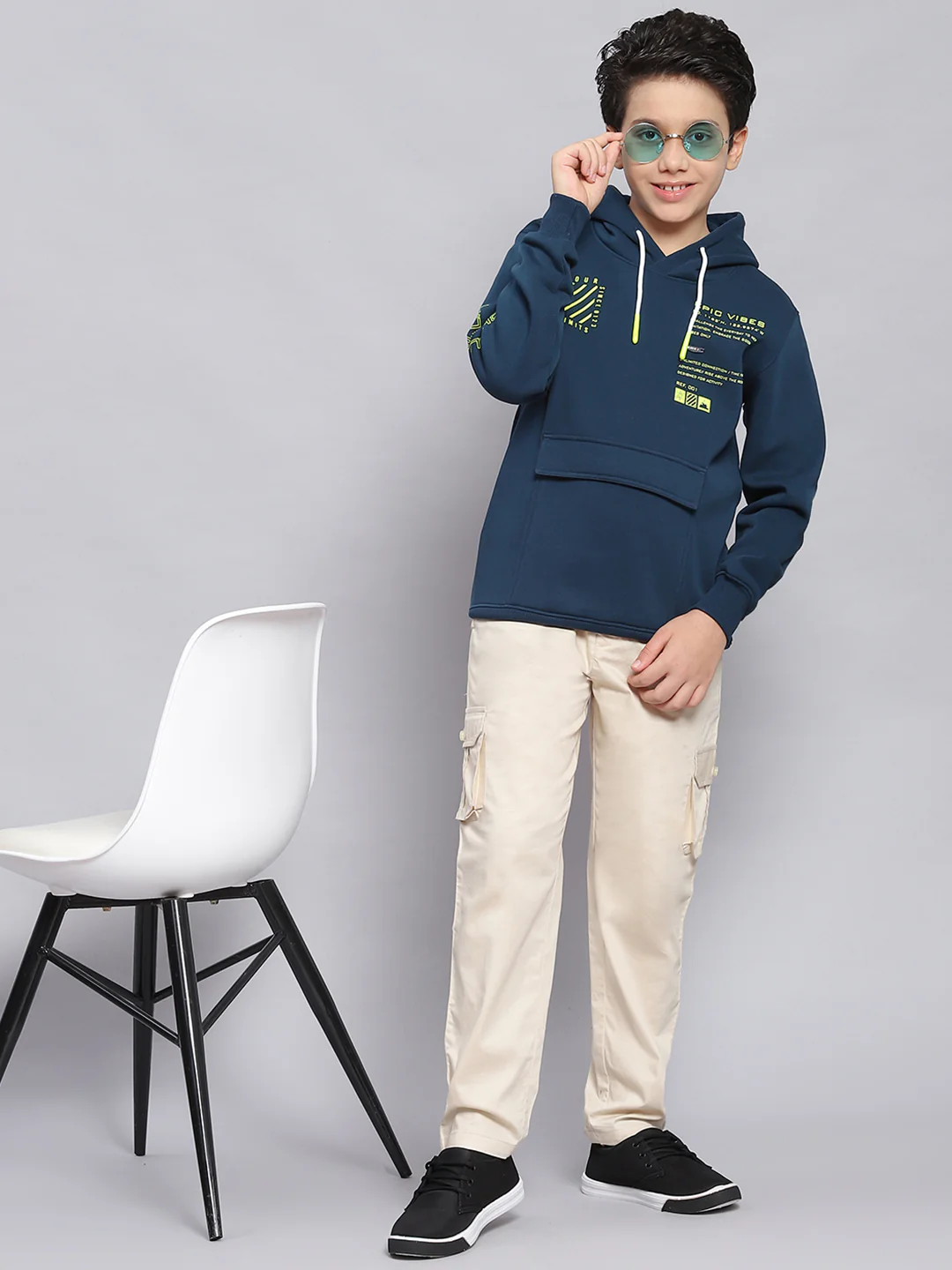Boys Teal Blue Printed Hooded Full Sleeve Sweatshirt - Image 2