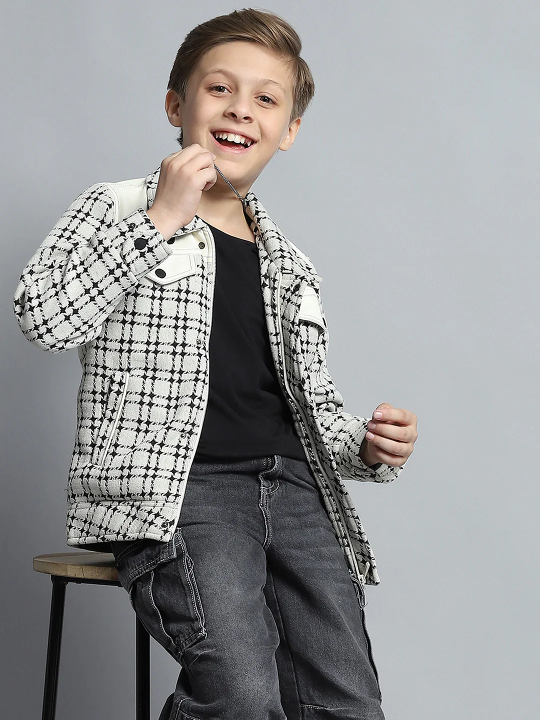 Boys White Check Collar Full Sleeve Jacket - Image 6