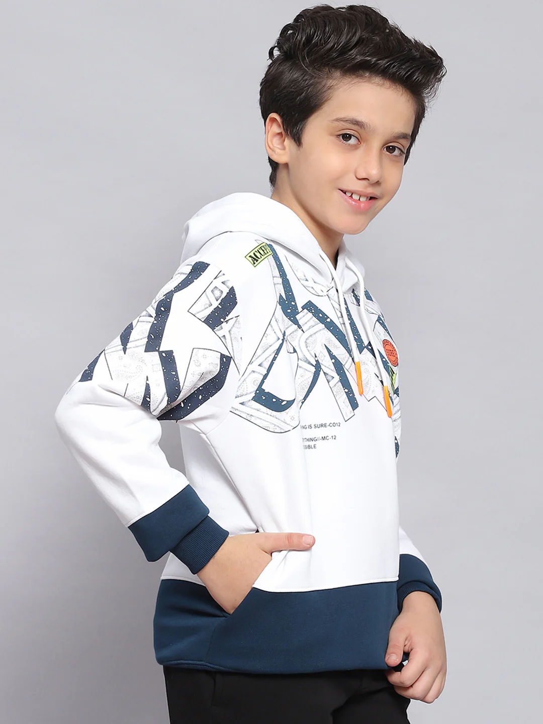 Boys White Printed Hooded Full Sleeve Sweatshirt - Image 4
